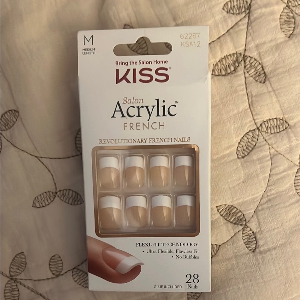KISS Medium Length Salon Acrylic French - new unopened